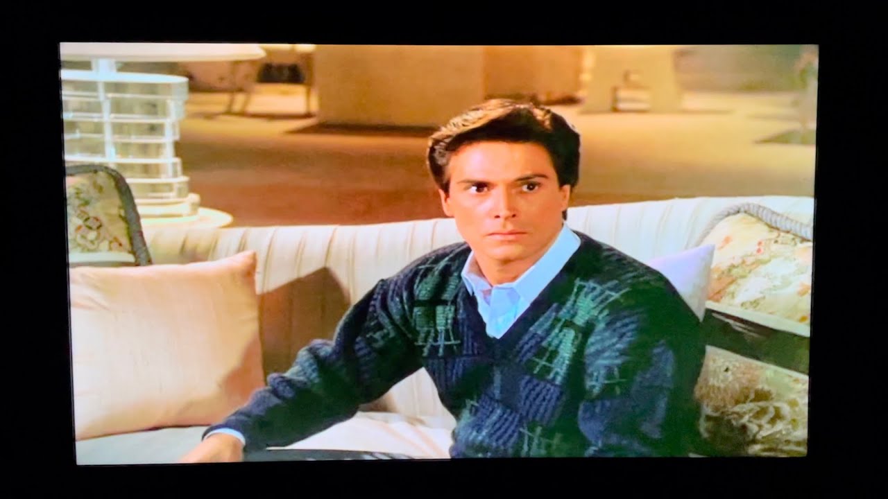 Dynasty: Sean & Alexis are both determined to achieve their goals.