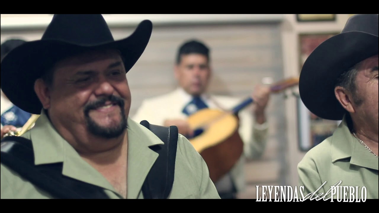 ELISEO ROBLES - QUE ME ENTIERREN CANTANDO - CON MARIACHI (VIDEO OFICIAL)