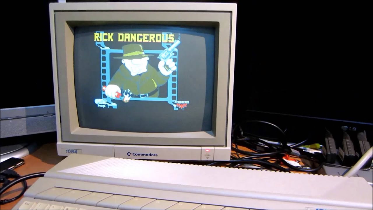 ATARI 520 ST+ 1MB RAM (retroshowcase.com Collection)
