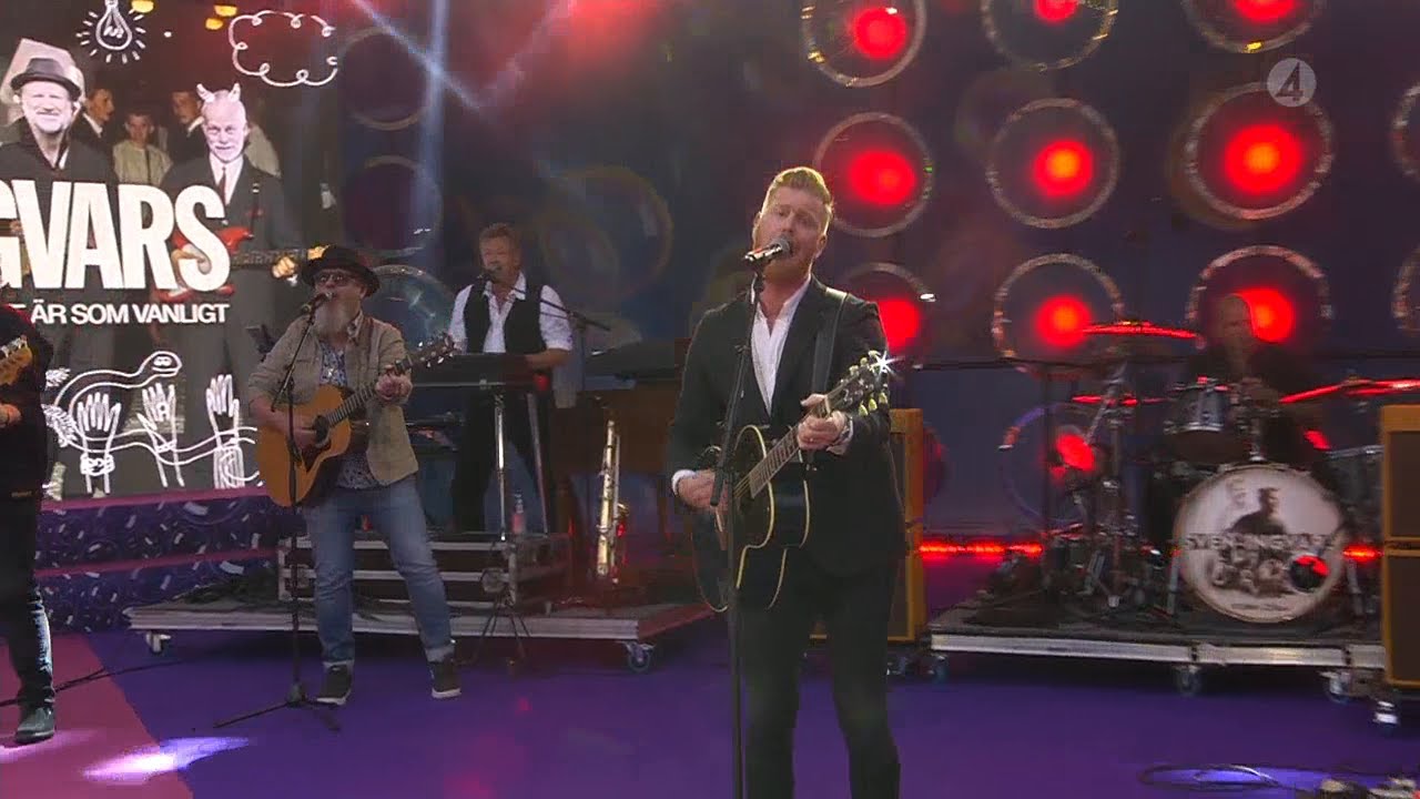 Sven-Ingvars river igång finalkvällen med ett medley av sina största hits - Sommarkrysset (TV4)