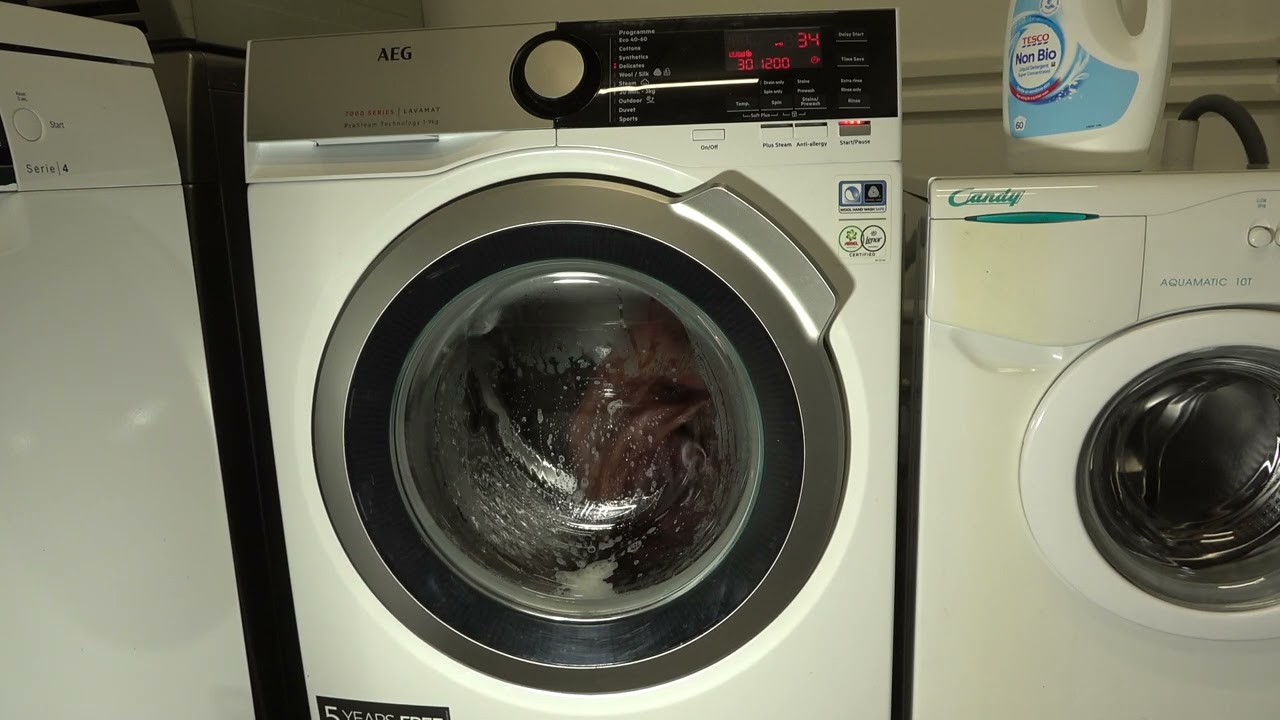 Delicates 30'c + Super Quick / AEG 7000 Series L7FEE965R