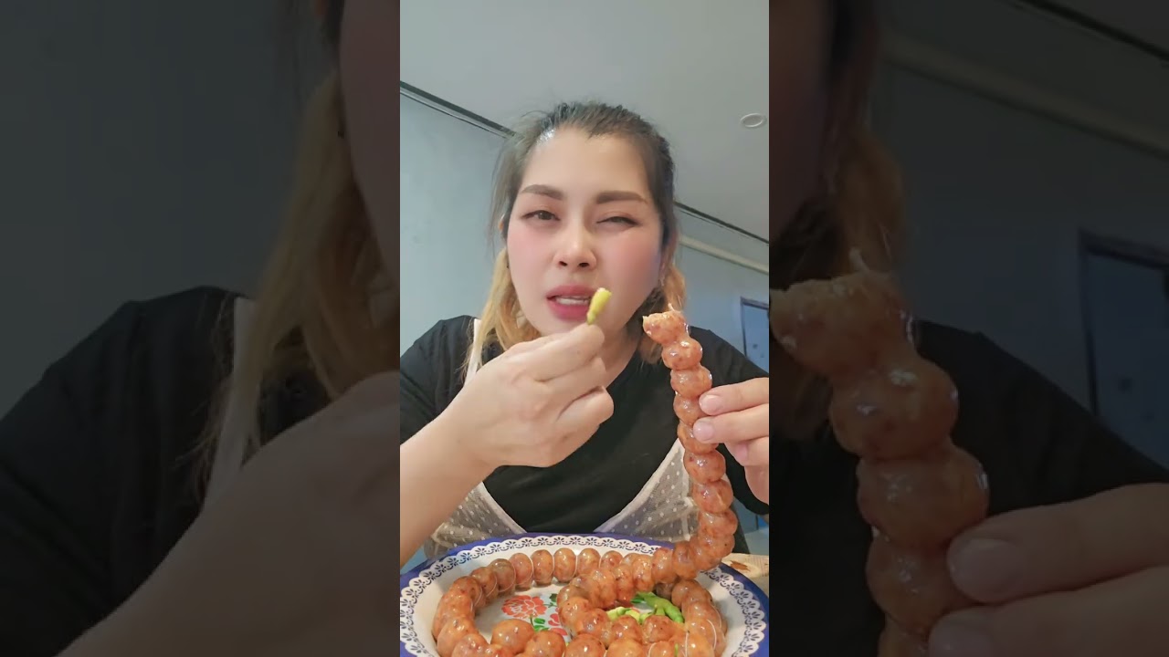กินไส้กรอกEสานกัน