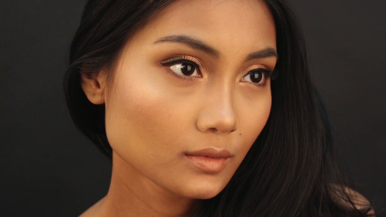 Natural Glowy Makeup for Tan Skin (Makeup Artist)