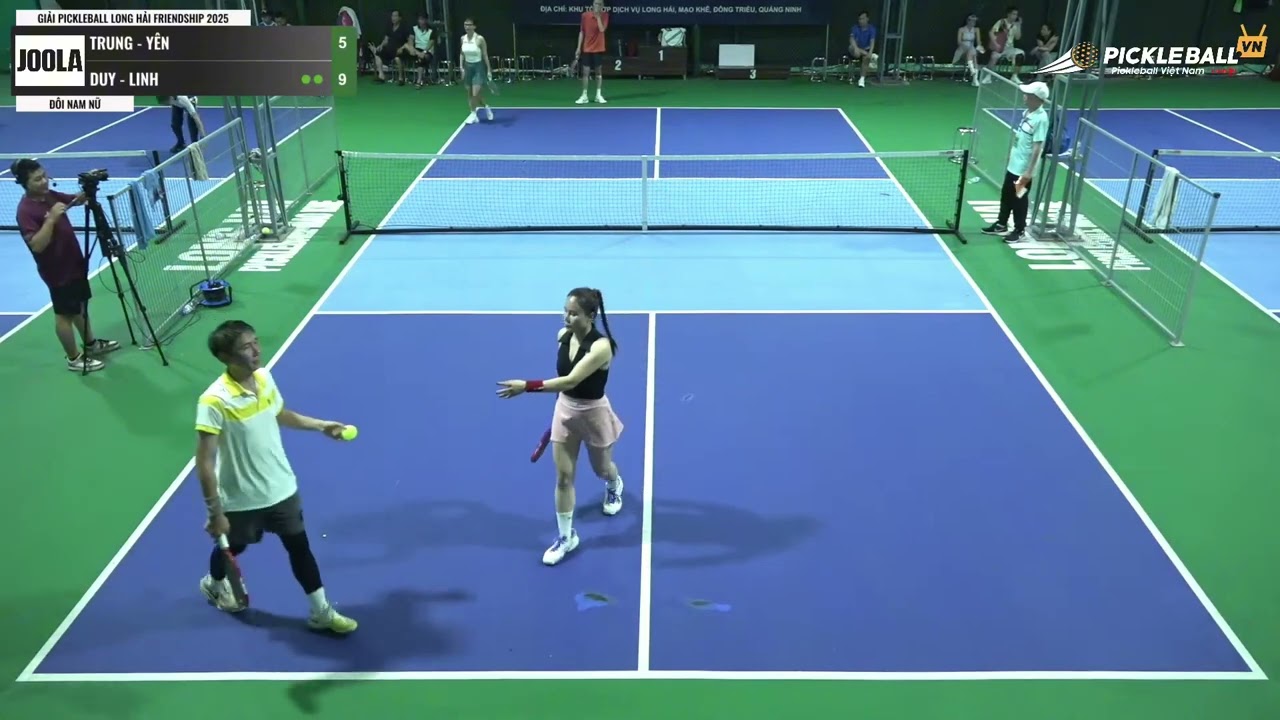 TRUNG - YÊN  VS DUY - LINH