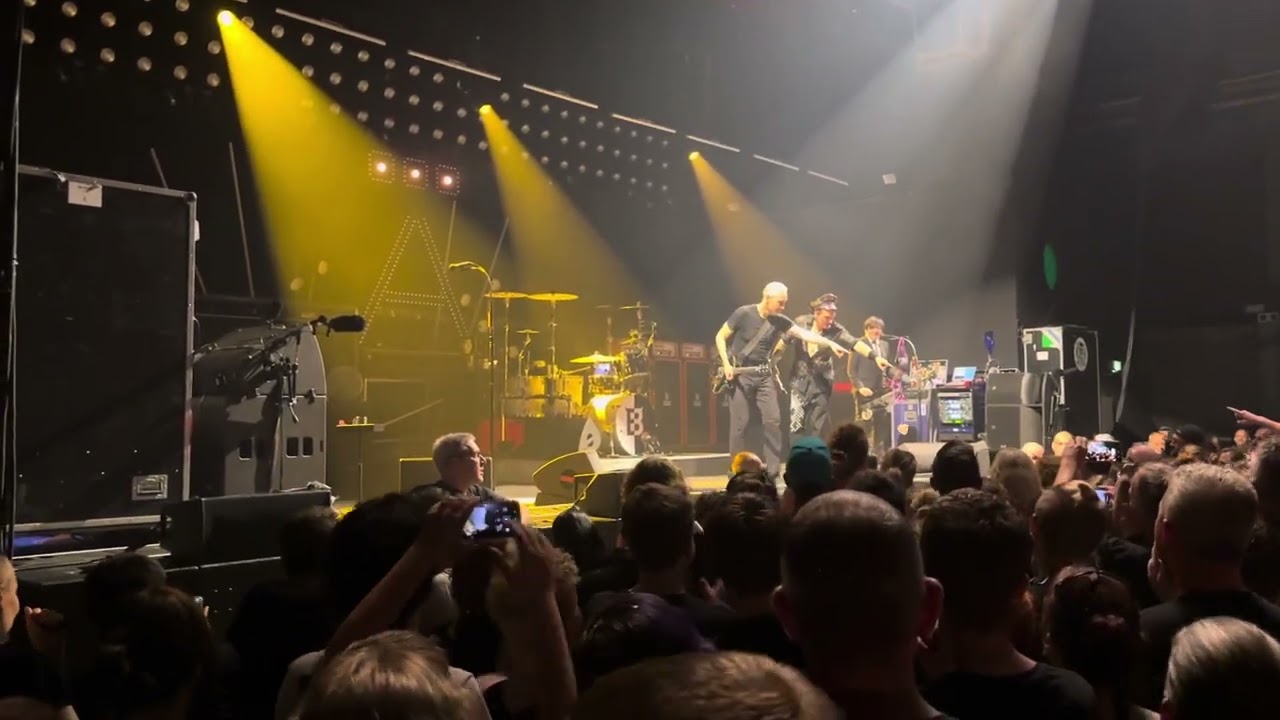 Die Ärzte - Schunder-Song (statt Hurra) Live in Bremen 09.09.2023