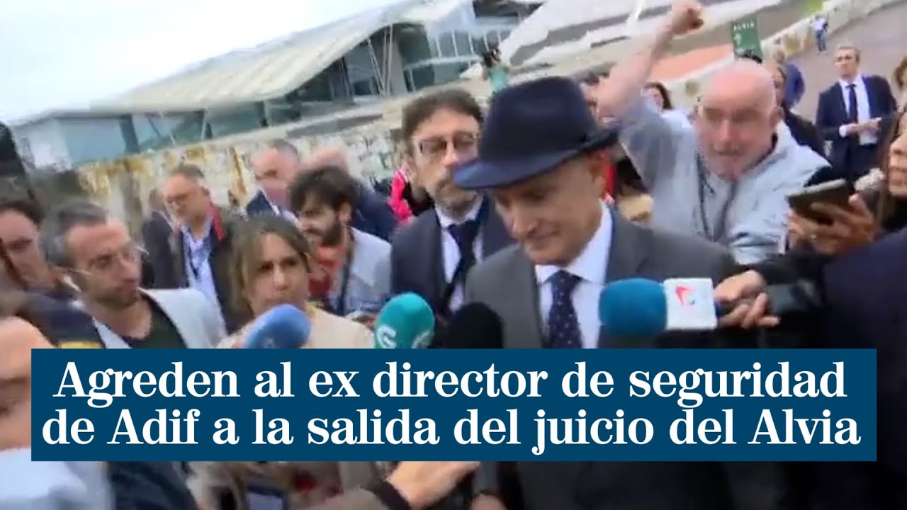 Agreden al ex director de seguridad de Adif a la salida del juicio del Alvia