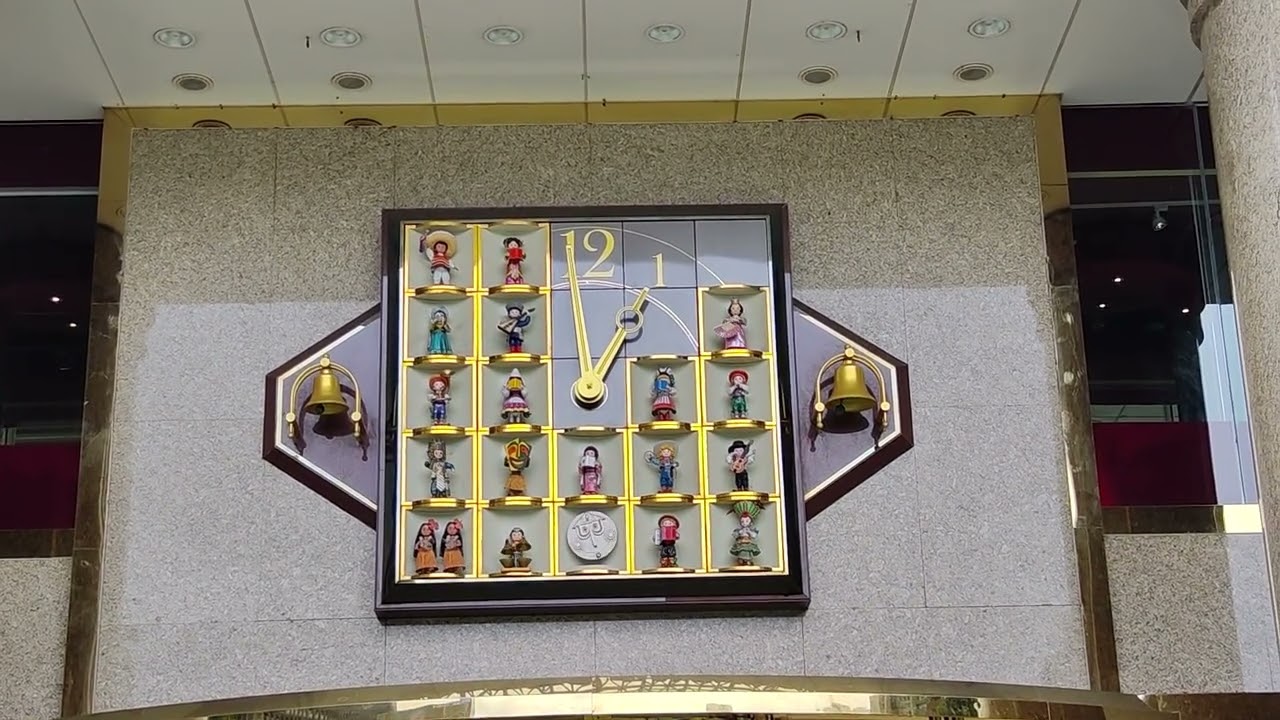 台湾 広三SOGO百貨 世界の人形時計（廣三SOGO 小小世界鐘）2025/5/12