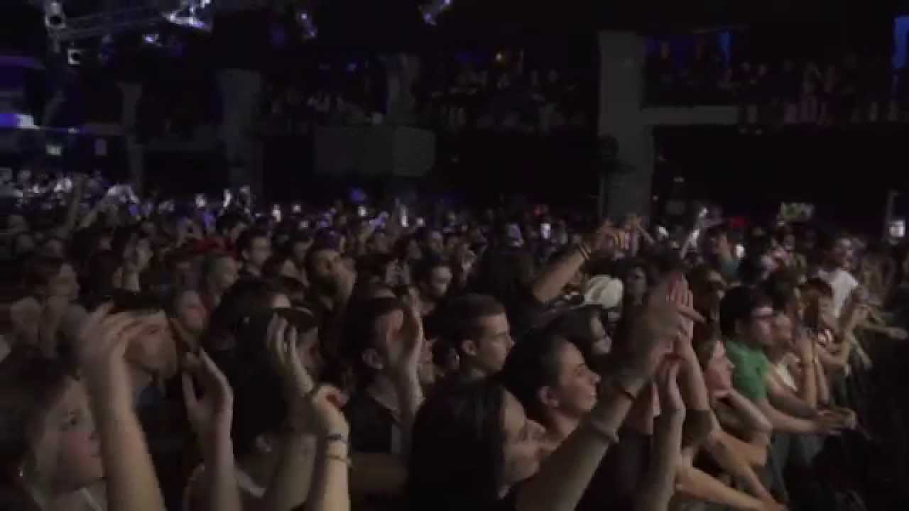Oques Grasses - Finals blaus + Celebrarem ( Live from Razzmatazz BCN)