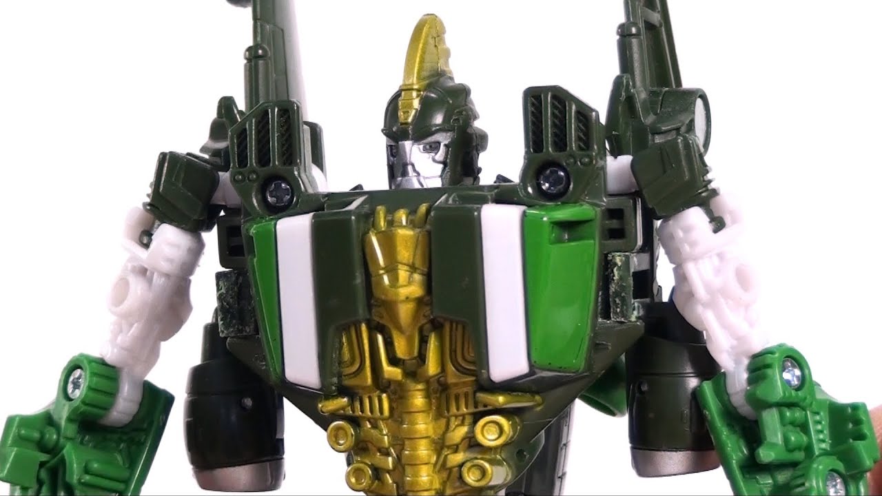 Видеообзор Transformers 3 Dark of the Moon (DOTM) Deluxe Class; Air Raid