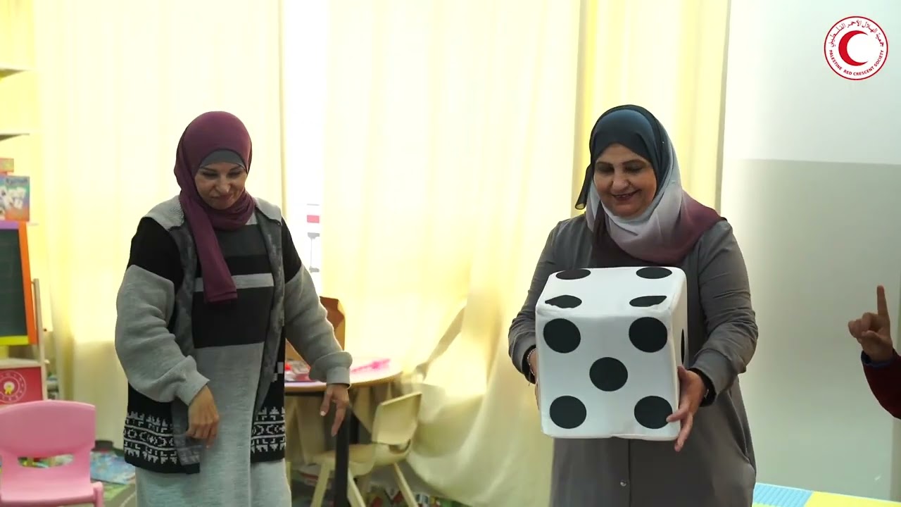 معلمات الصم في الهلال الأحمر الفلسطيني قصة نجاح وتحدي وإرادة