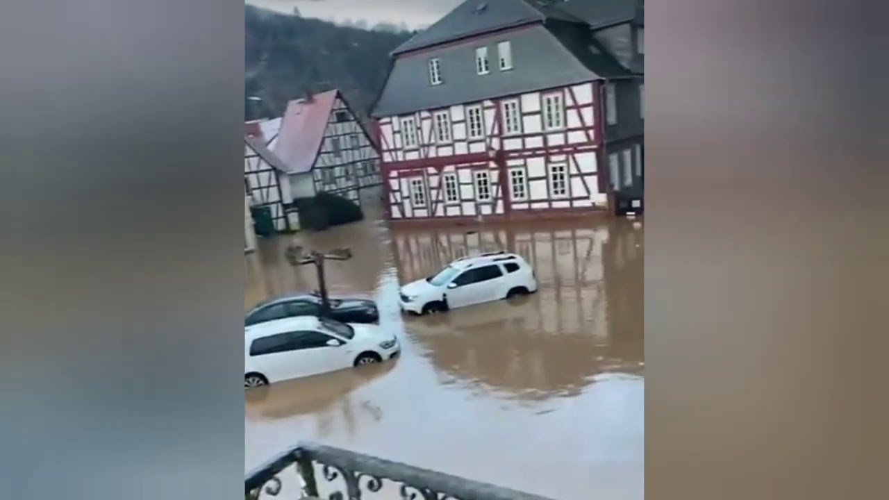 Heavy flooding hits B&uuml;dingen, Hesse, Germany 🇩🇪  January 29 2021