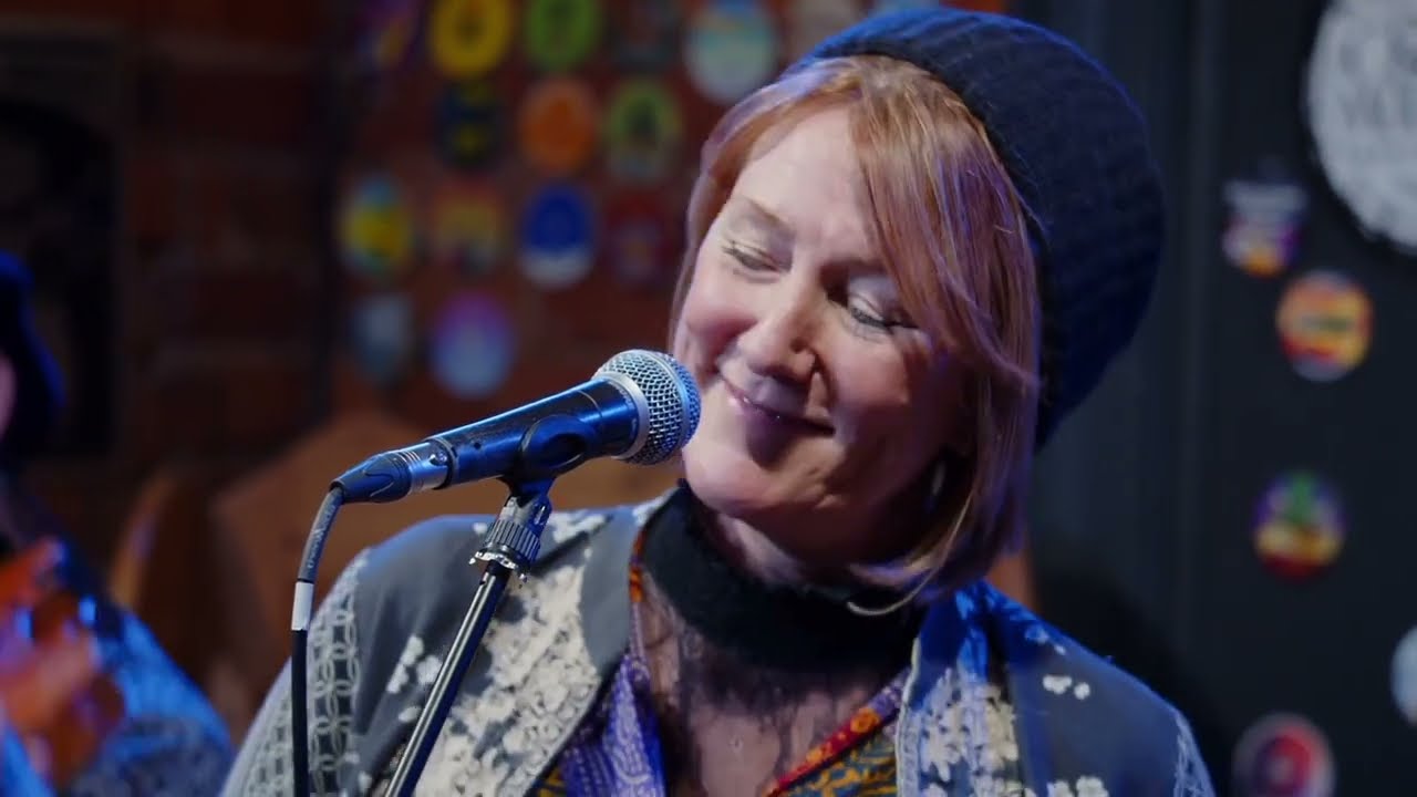 Lost In You - Virginia Kettle's Rolling Folk
