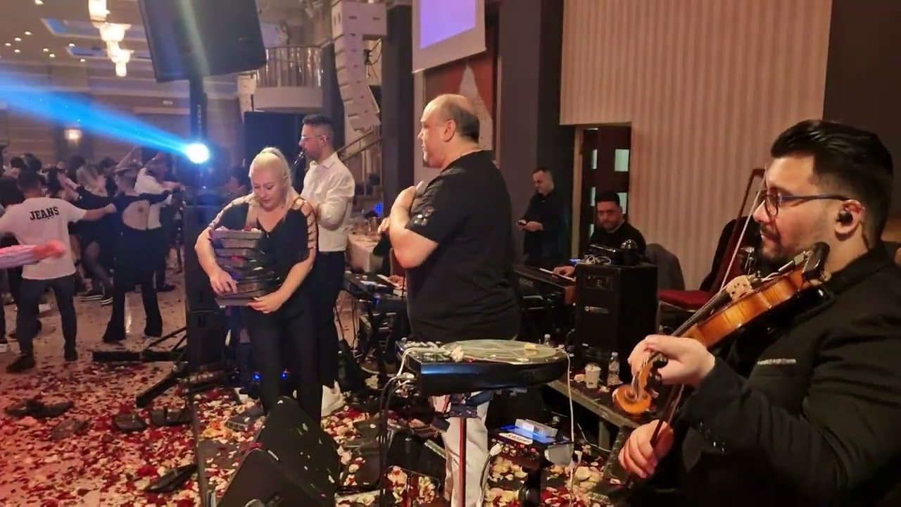Γιαννης Κατσιγιαννης και Μακης Τσικος Χορος Βρουστι- Πλατανας 17-03-2024 Κεντρο Royal Pantazis Αργος