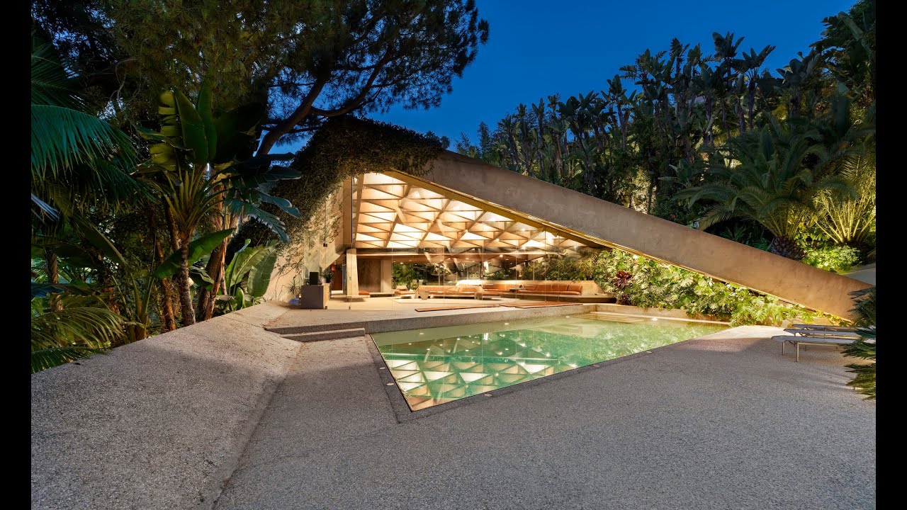 The Sheats-Goldstein Residence & Club James by Ferrari Images