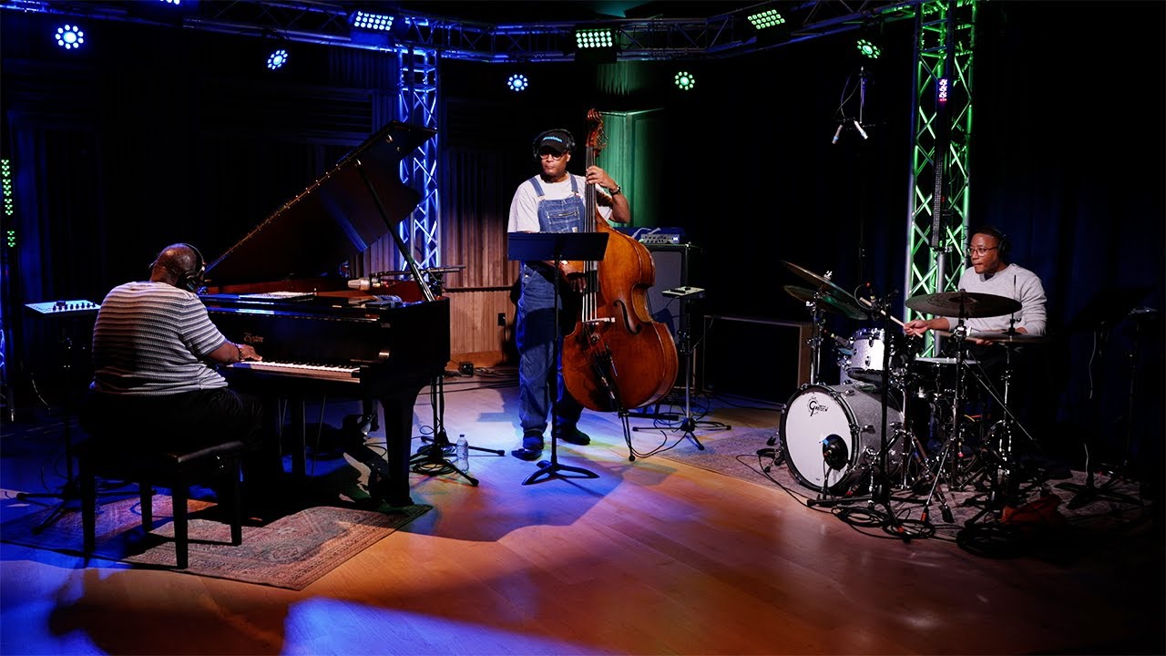 Cyrus Chestnut | Live on KUVO!