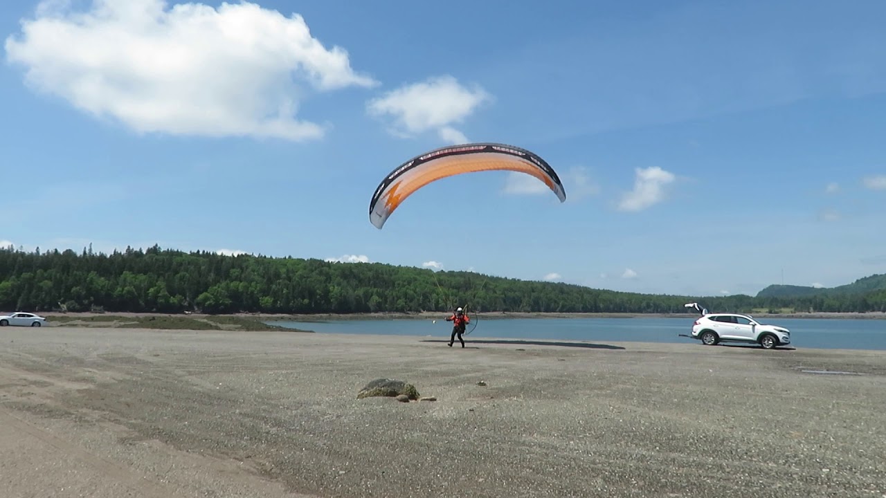 St-Andrews Paramotor take off