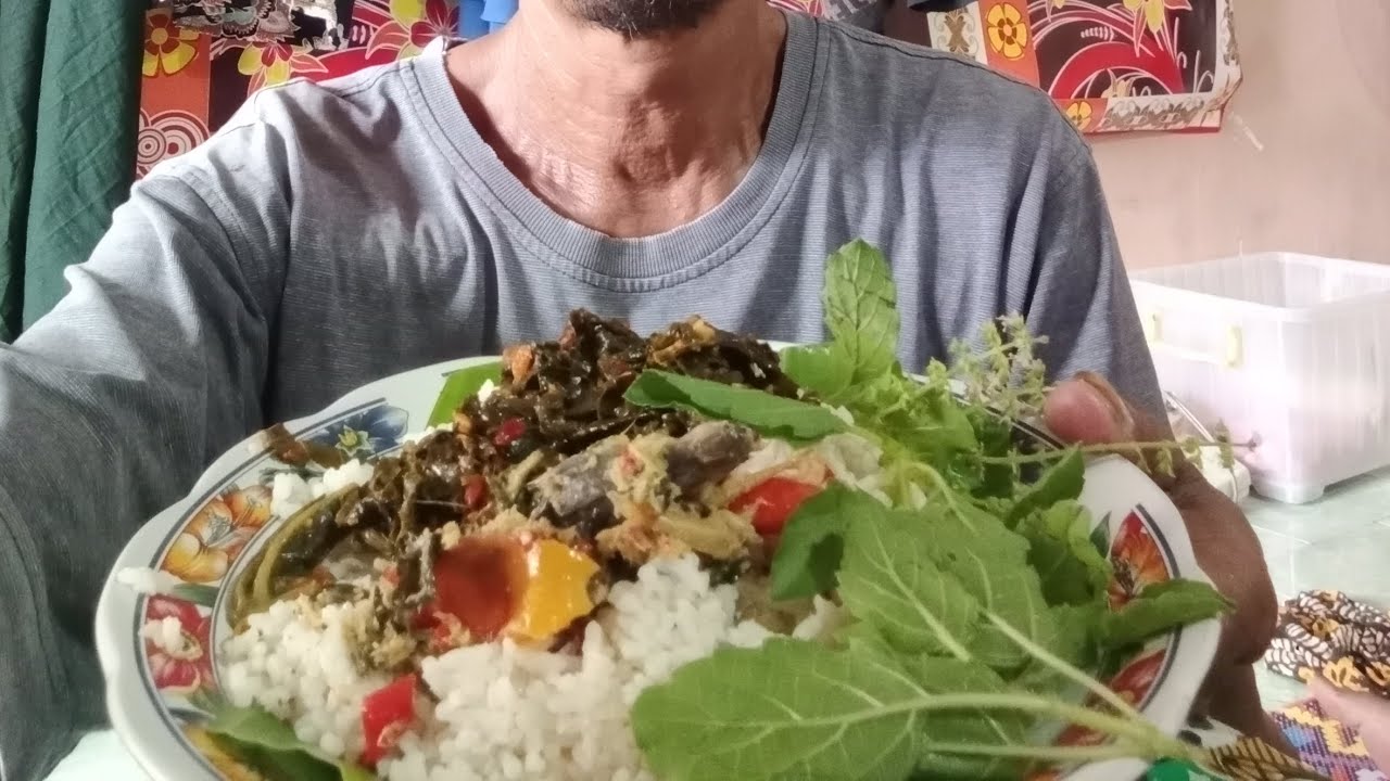 Sarapan pagi Makan pagi tumis daun singkong pepes ikan teri kemangi nasi mukbang 