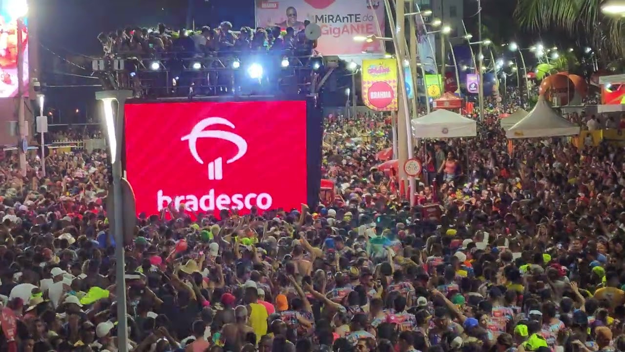 Bell Marques - Carnaval Salvador 2023 Bloco Vumbora - sábado - Saia Rodada