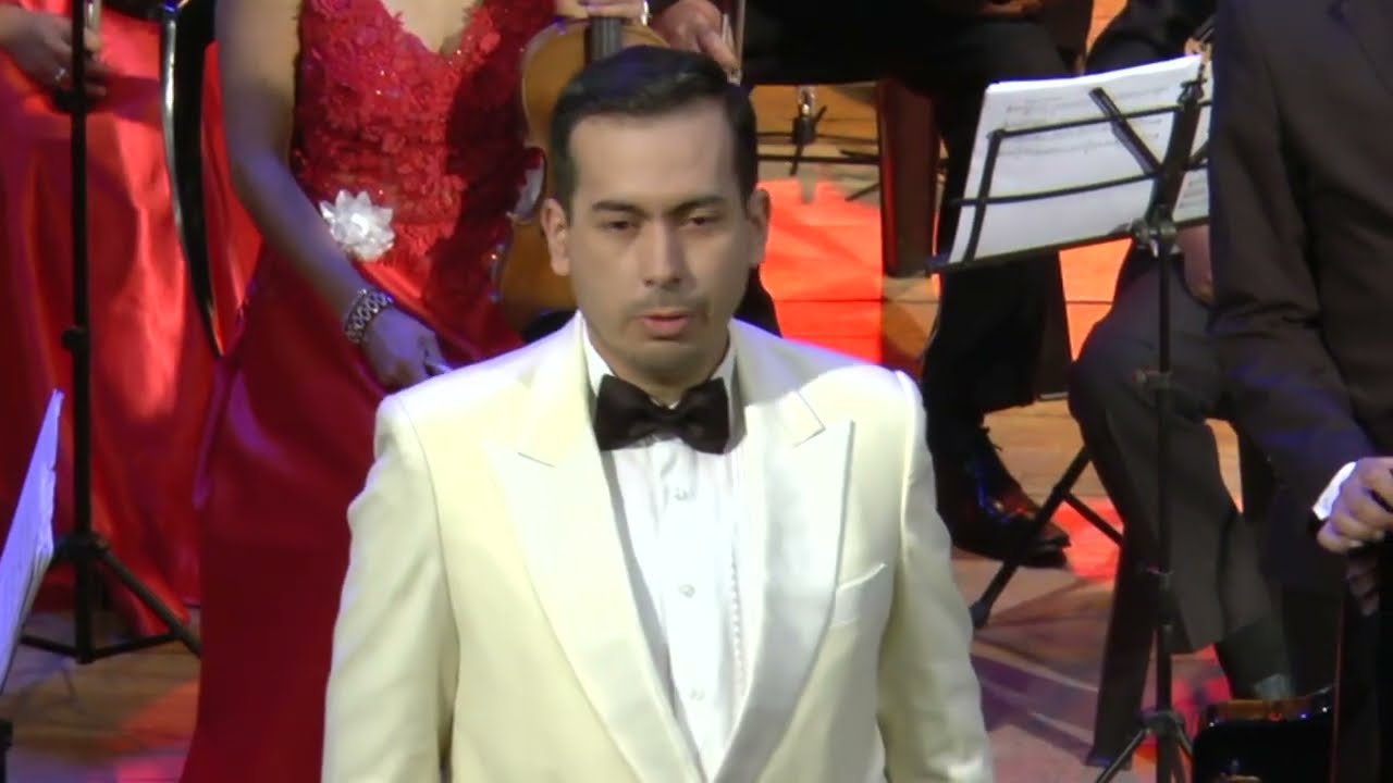 LA FLOR DE LA CANELA - PIANO Y ORQUESTA