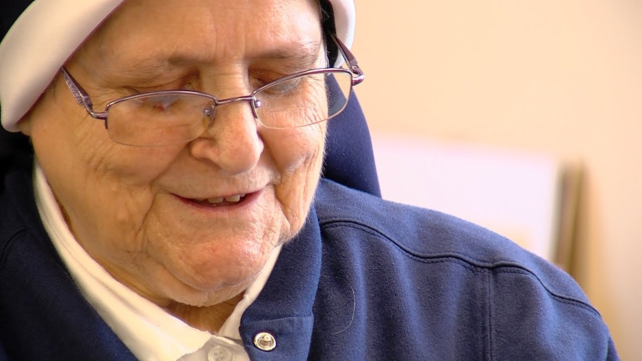 Month of the Rosary: Rosary Making at Franciscan Villa