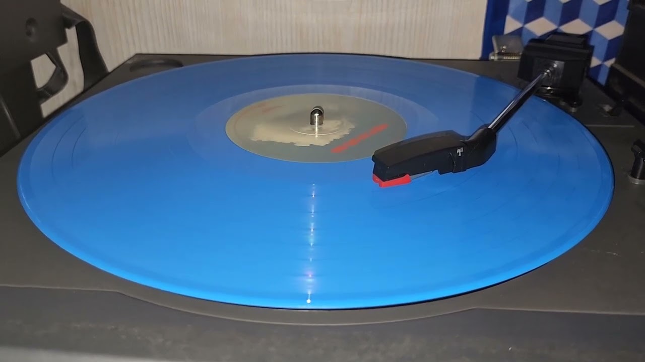 Sony PS-LX56 Plays Sigrid Vinyl, High Note