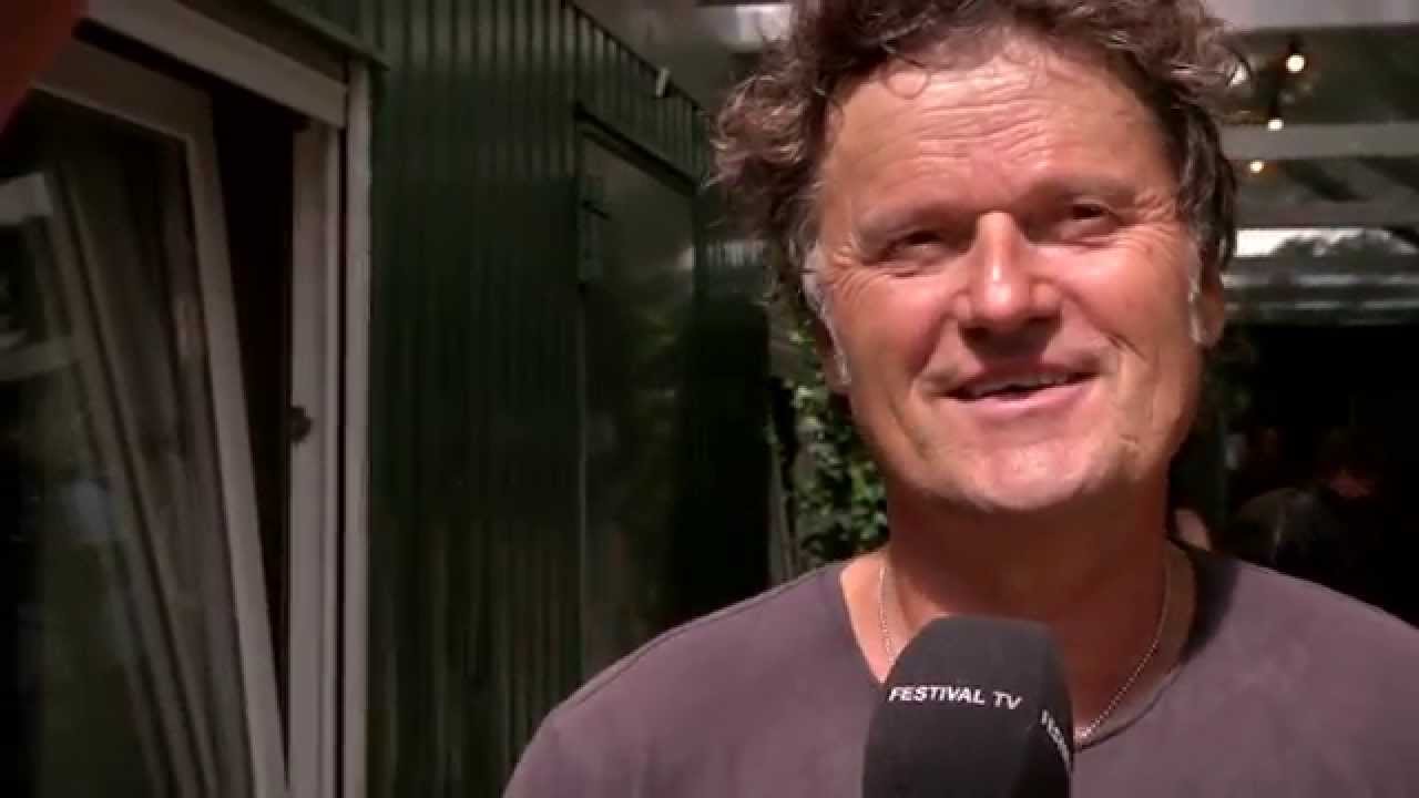 Bag om storsk&aelig;rmsproduktionen p&aring; B&oslash;gescenen