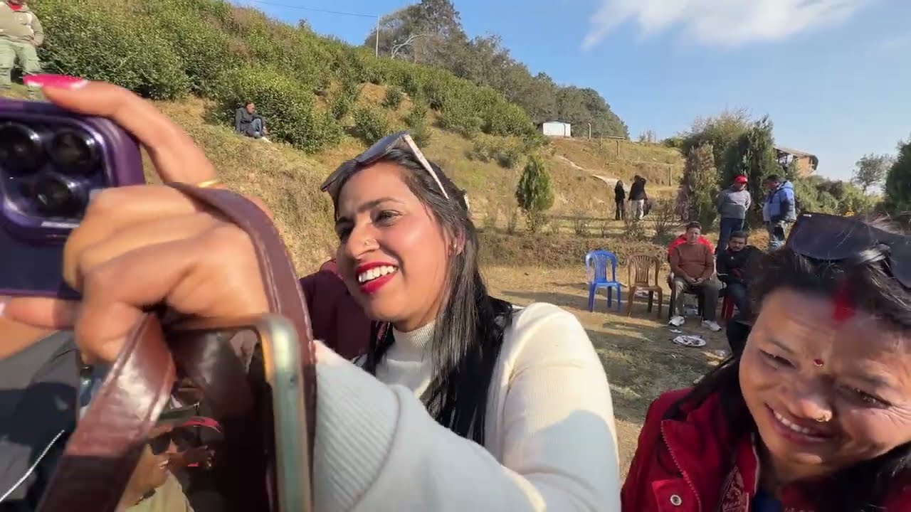 आशिष एक्लैले ४ जना धाने गाठे (नुवाकोटे कडा) 😝😝 सुनौ है त पुरै के सम्म भन्न भ्याए केटिहरुलाइ 😁😁