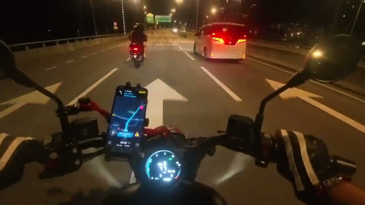 QJ Motor SRV250 AMT SPE highway ride Part2 ft Honda CB350RS & Vespa Sprint 150