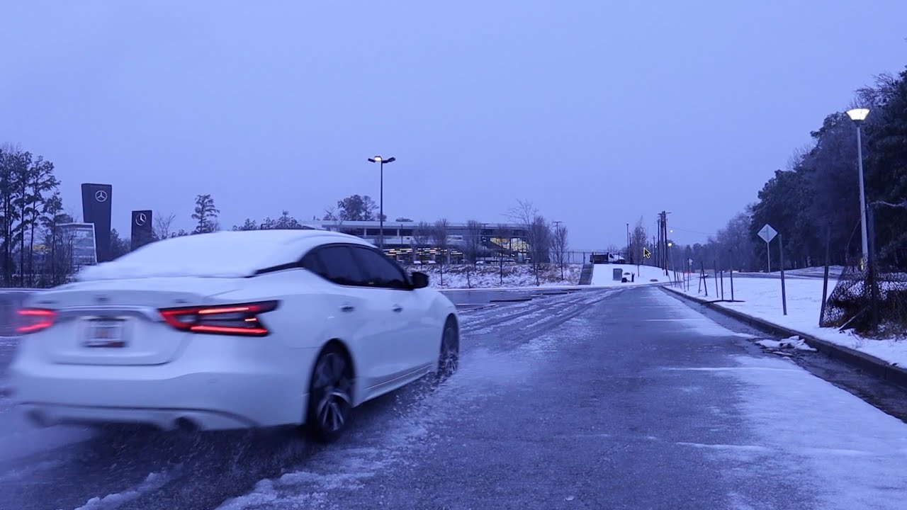 I DRIFTED THE MAXIMA IN SNOW (FWD? I think Not)