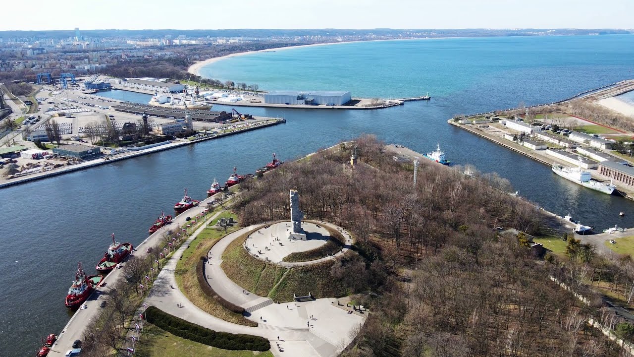 Westerplatte - Polskie Pearl Harbor - kwiecień 2021. Zobacz wideo z lotu ptaka