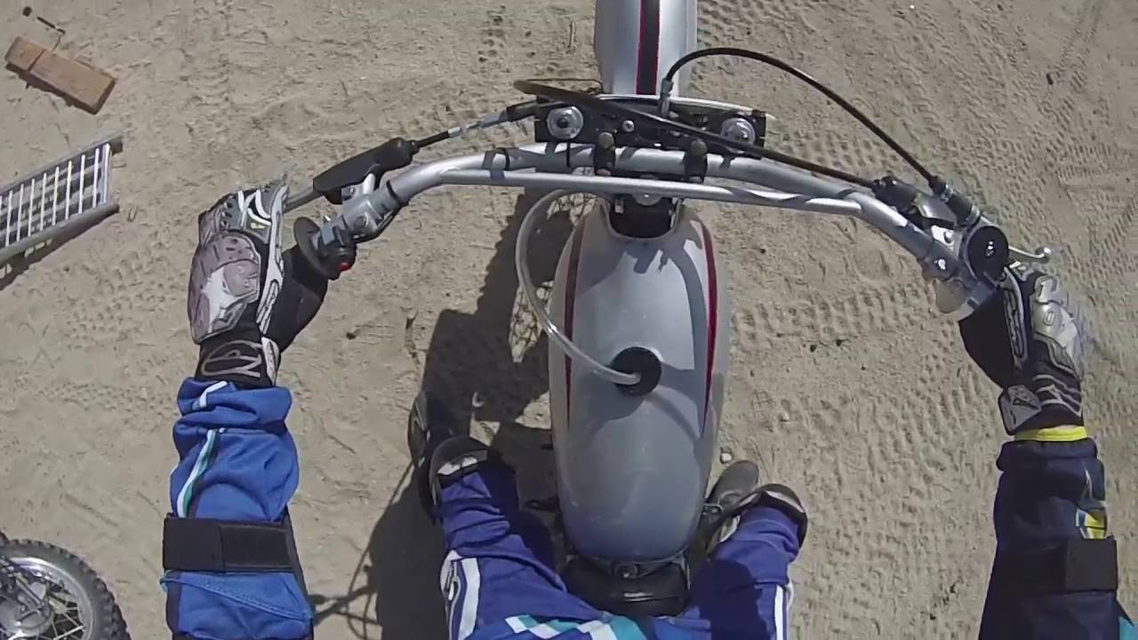 1973 restored Yamaha SC500 at Dove Springs