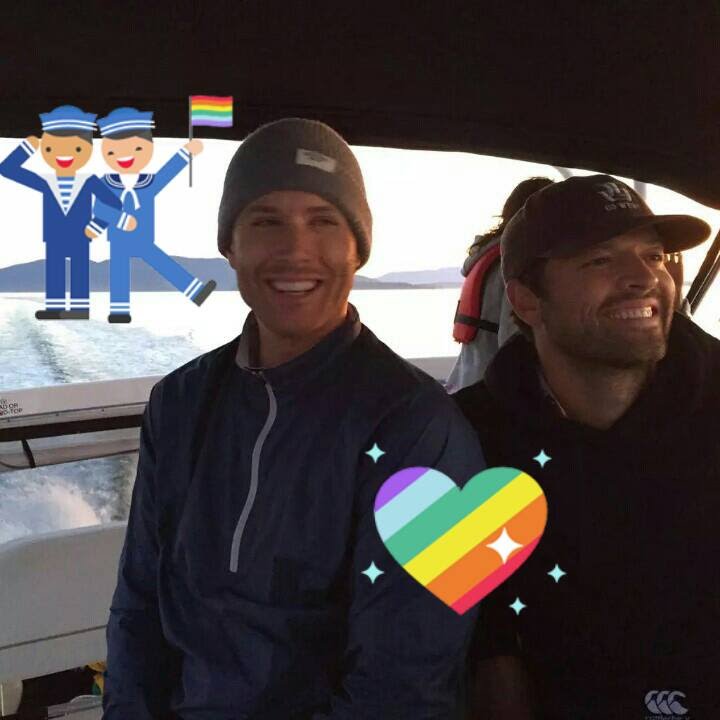 SUPERNATURAL (Destiel/Cockles)/SMALLVILLE