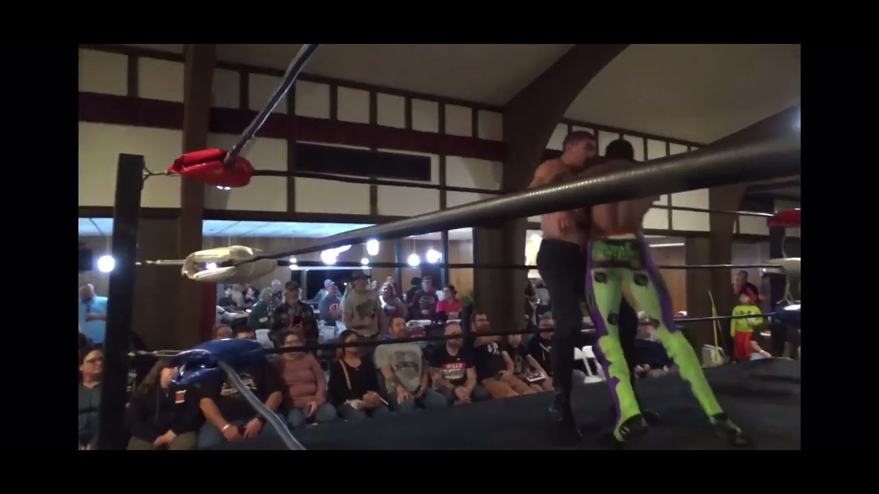 Isaiah Moore vs EC3
