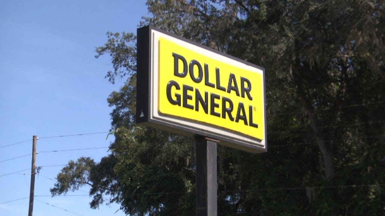 Dollar General Fires Manager After She Refused to Sell Unsafe Produce