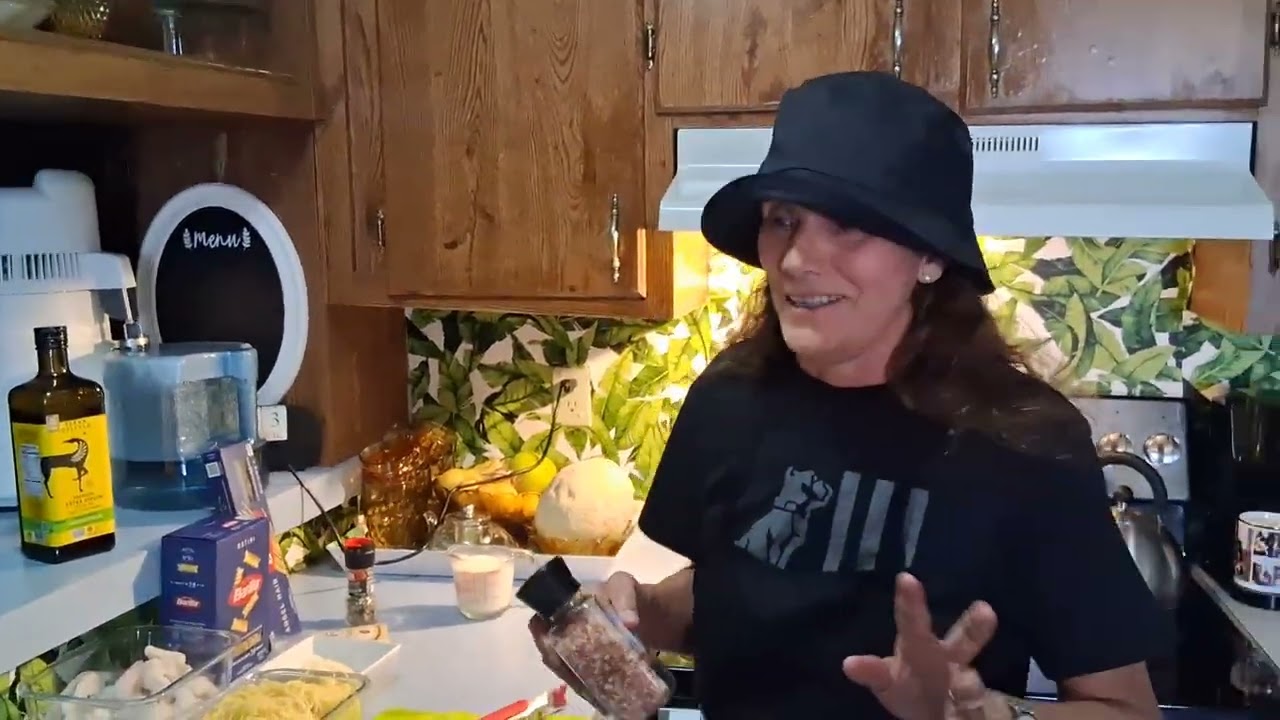 Shrimp Fettuccine 🍤 made easy!