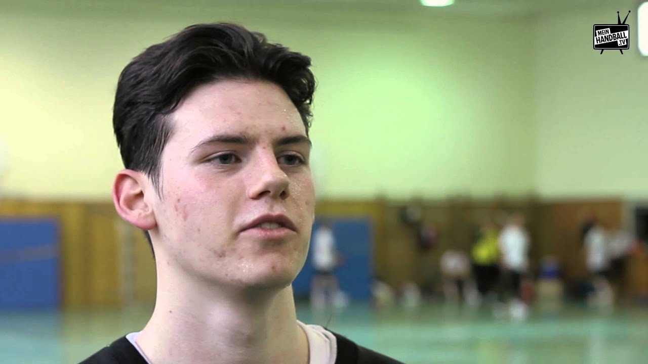 Handball // INTERVIEW-PORTRAIT SIMON ERNST