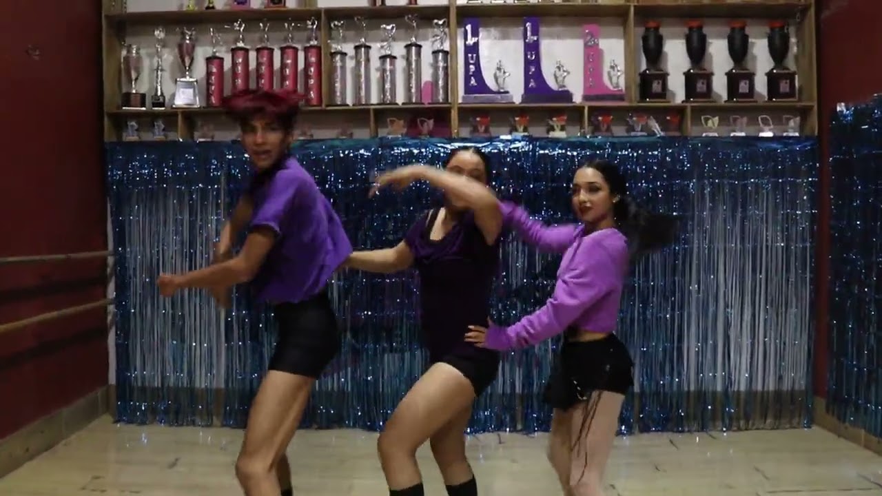 SENIOR DANCE || Abracadabra by Lady Gaga 💜