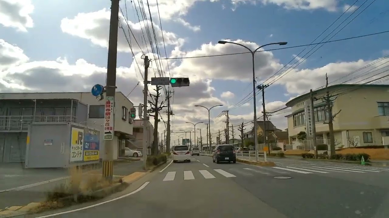 外は寒いが車中は温い（ぬくい）車散策