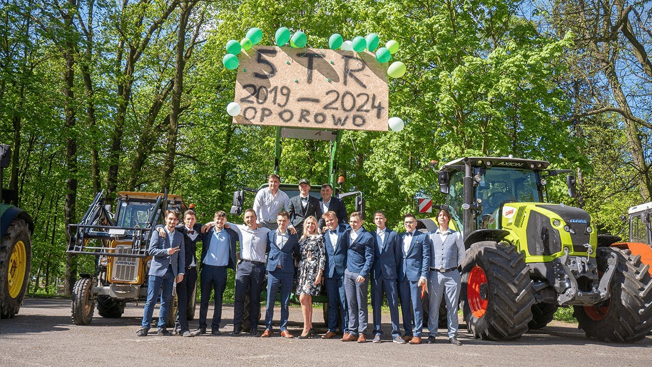 ☆Zakończenie Maturzystów 2024 ZSCKR Nakło Śląskie☆5TR Oporowo!☆Traktorami Pod Złotymi Łukami!?☆