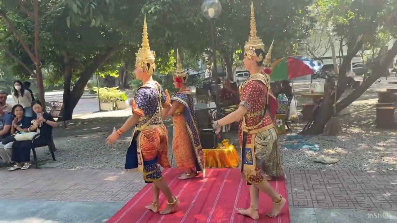 นางรำศาลท้าวหิรัญพนาสูร 