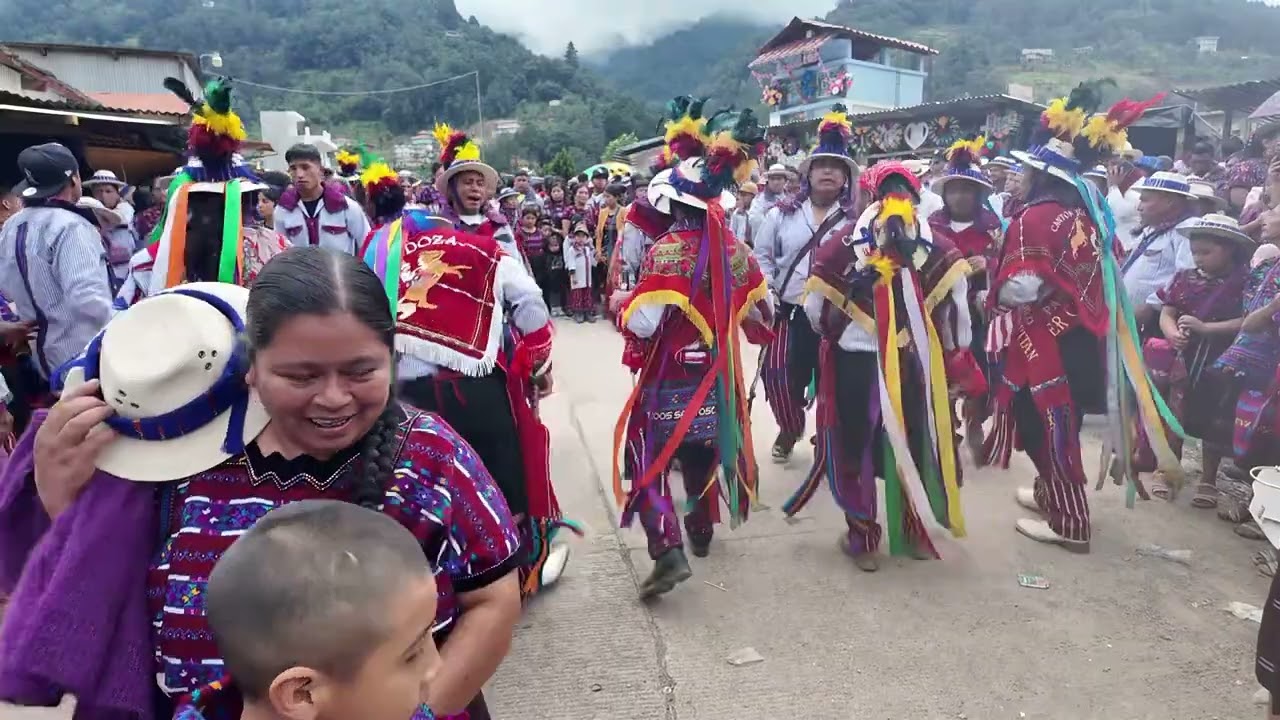 Celebrando el dia de los muertos en Todos Santos Cuchumatan.