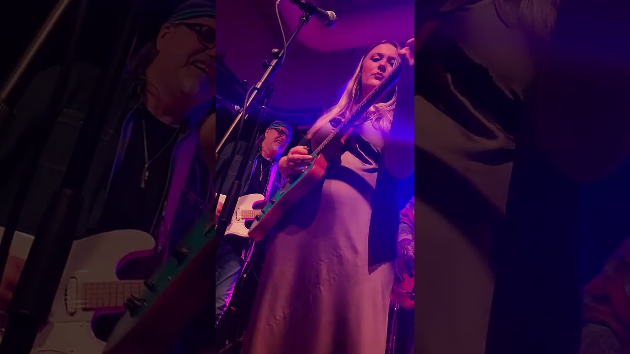 Song 3 of the night a new one called, 