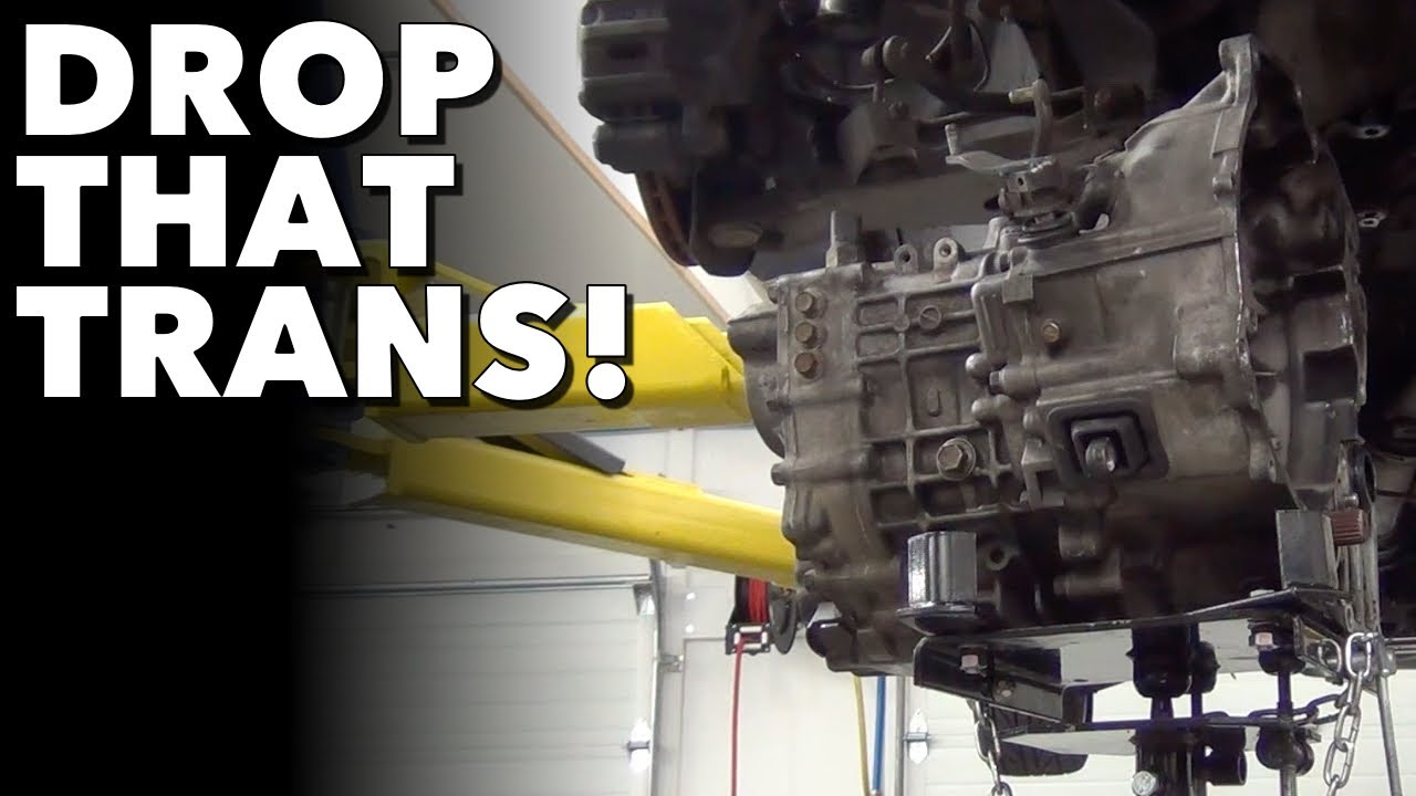 Street Sleeper Part 3 - Tranny Removal & Clutch Inspection