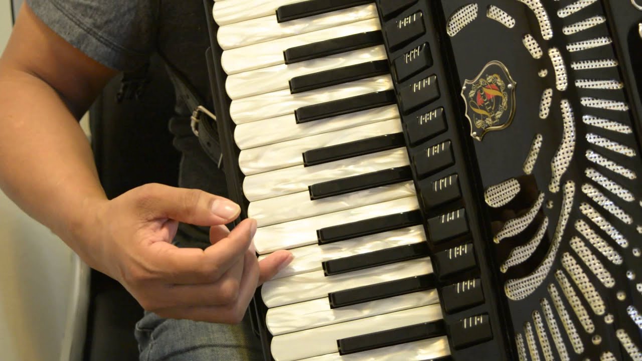 Video Aula Acordeon--Campo Aberto Pt 1.