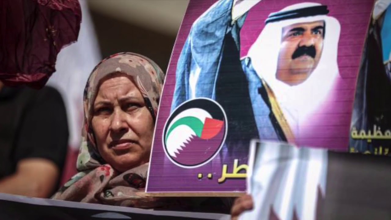 (( النادرة  )) في مدح سمو الامير الوالد / الشيخ حمد بن خليفة ال ثاني  الشاعر عايض بن غيده