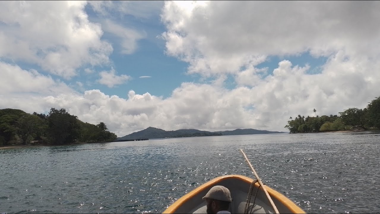 Dinghy Ride to Samarai Is 