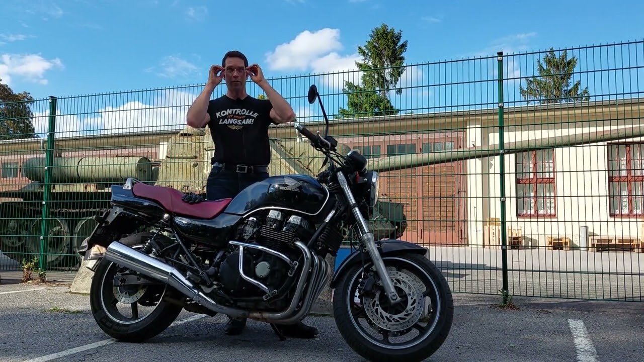 harry testet:  Test der CB sevenfifty, die Onkel Mopettn