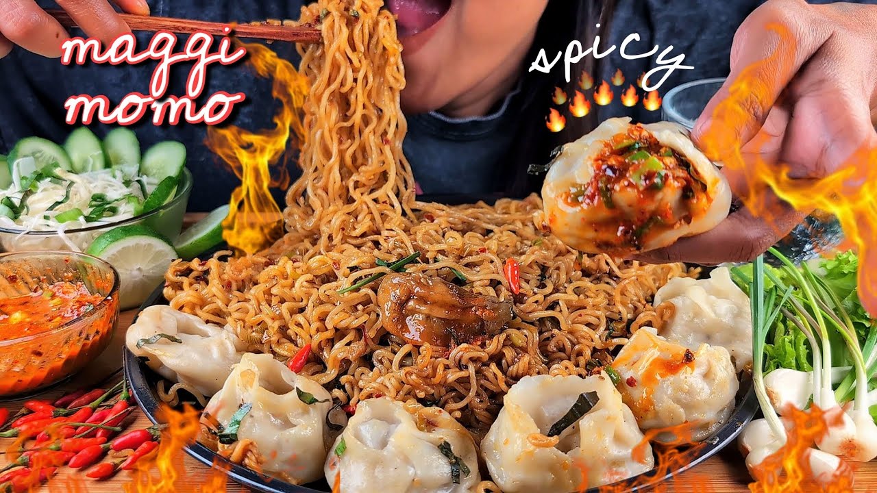 COOKING INDIAN MAGGI MASALA WITH BAMBOOSHOOT😋 EATING MAGGI & MOMO WITH SPICY CHUTNEY & CHILLIES ASMR