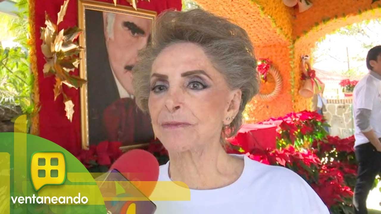 EXCLUSIVA. Nos enlazamos al primer aniversario luctuoso de Vicente Fernández. | Ventaneando