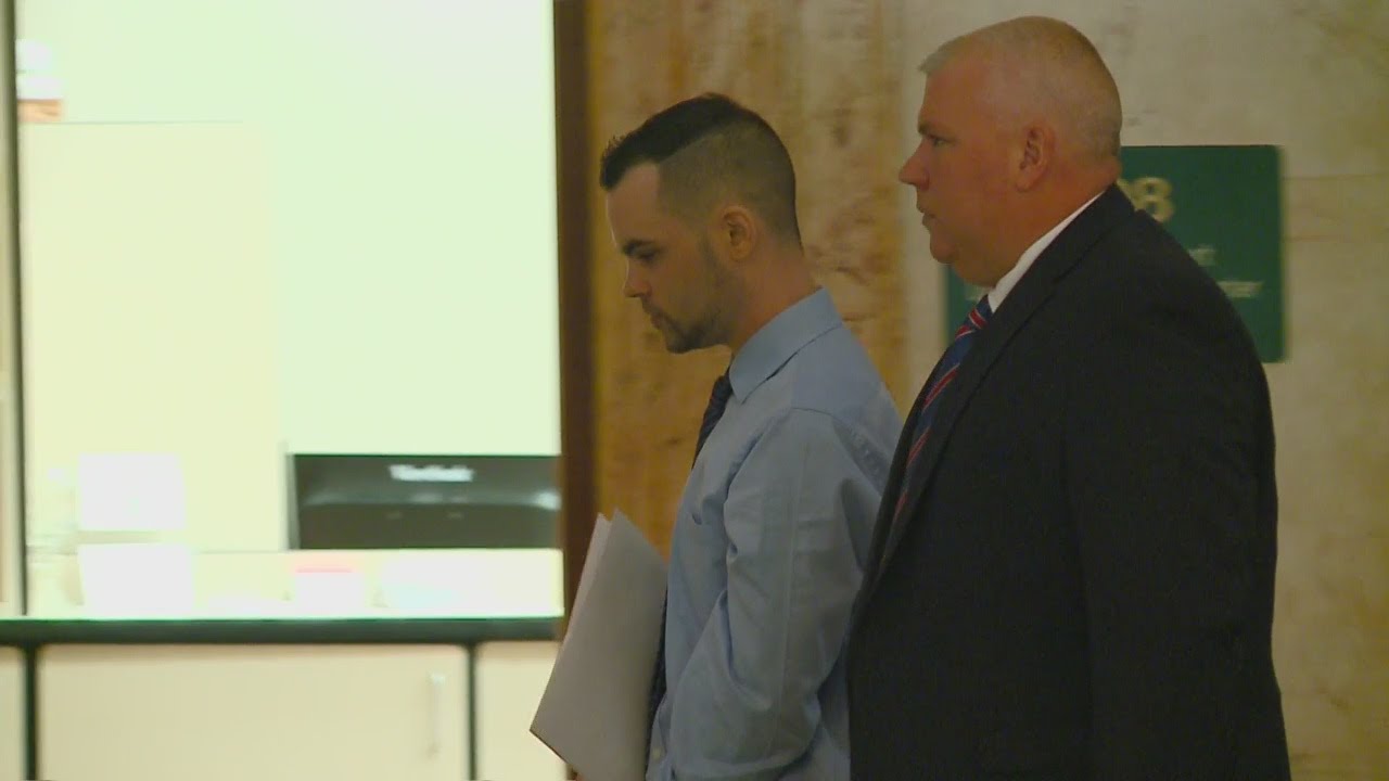 Jury deliberates in road rage trial U.S. 30